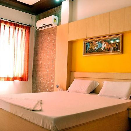 Hotel Ganga View Haridwār Pokoj fotografie
